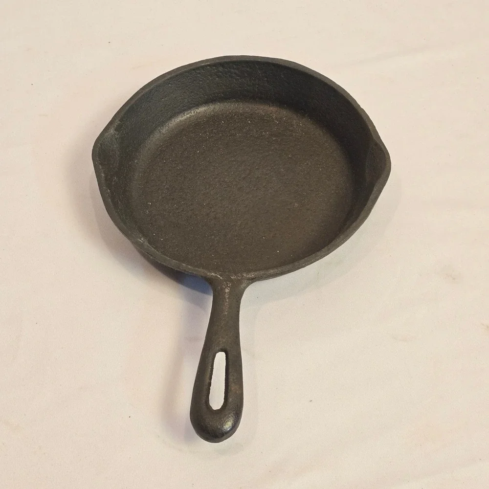 Vintage CKP 6.5 Inch Cast Iron Skillet Made in Taiwan Small Frying Pan No 17